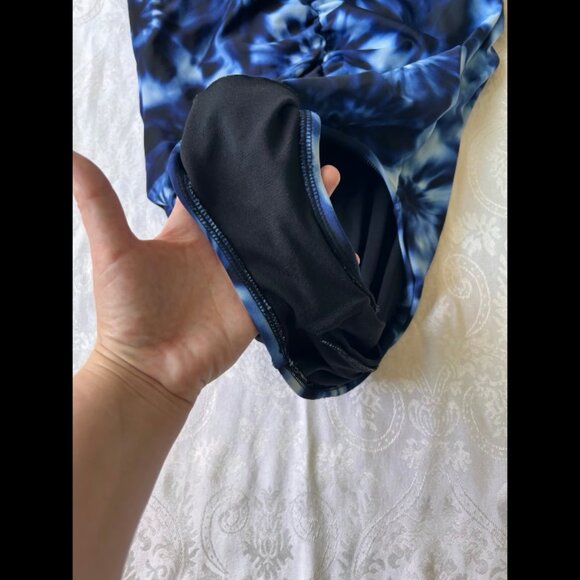 Aqua Green- One piece swimsuit- Blue & Black- L/XL - Picture 4 of 7